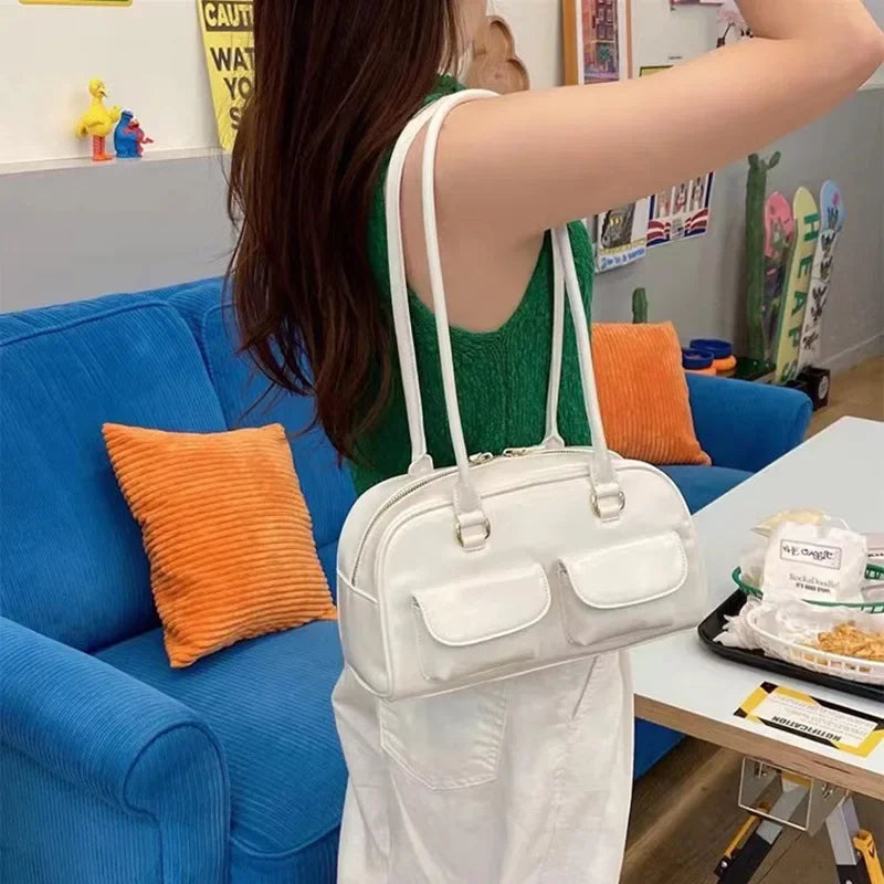 Bolsa Le Belle Retrô em Couro PU com Bolsos Feminina - Le Belle