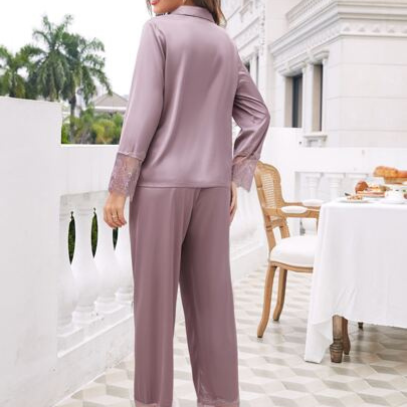 Conjunto de Pijama Elegante em Cetim Giulia - Le Belle